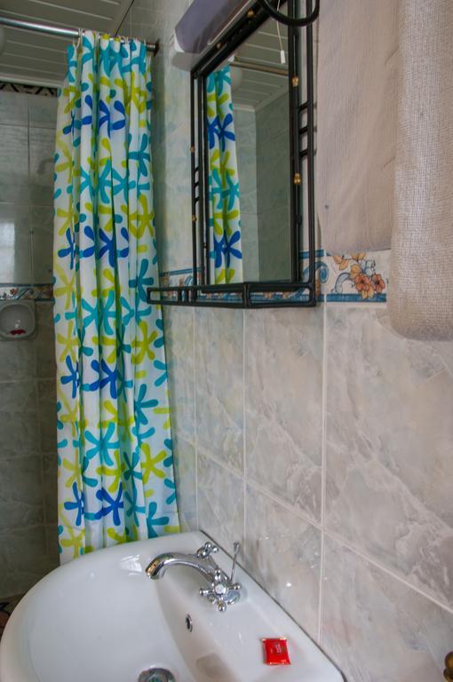 Hotel Kahama 3*