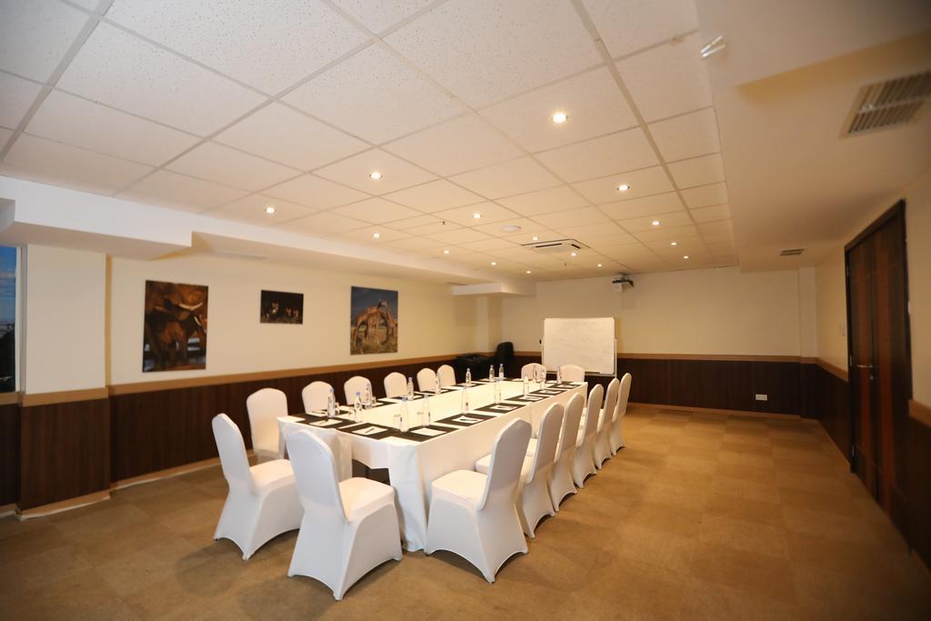 Bidwood Hotel
