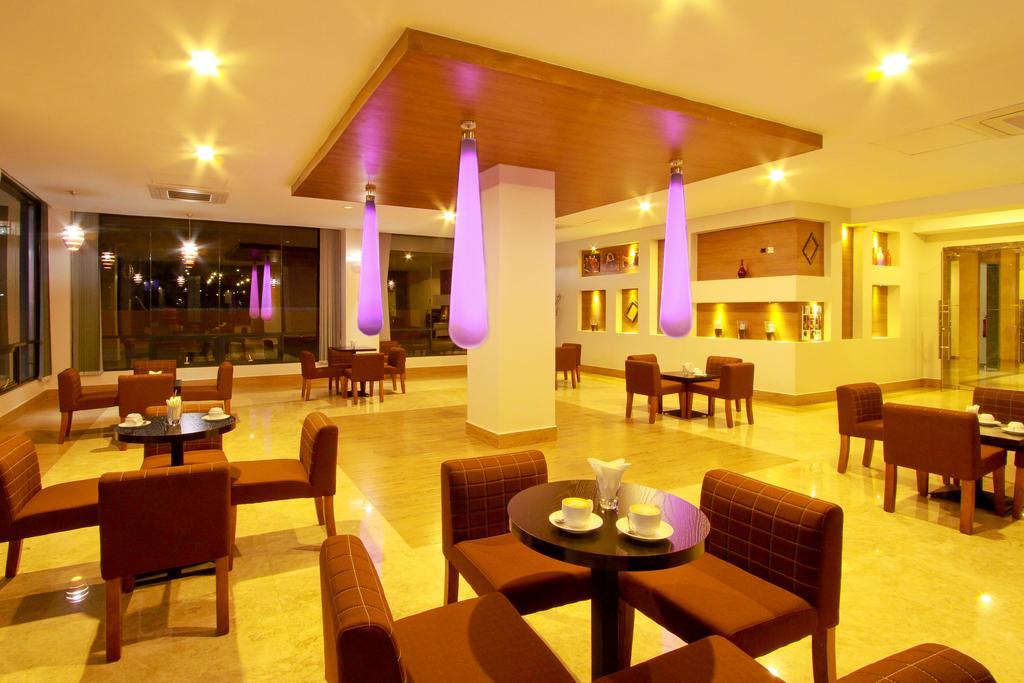 Prideinn Azure Westlands Hotel 4*