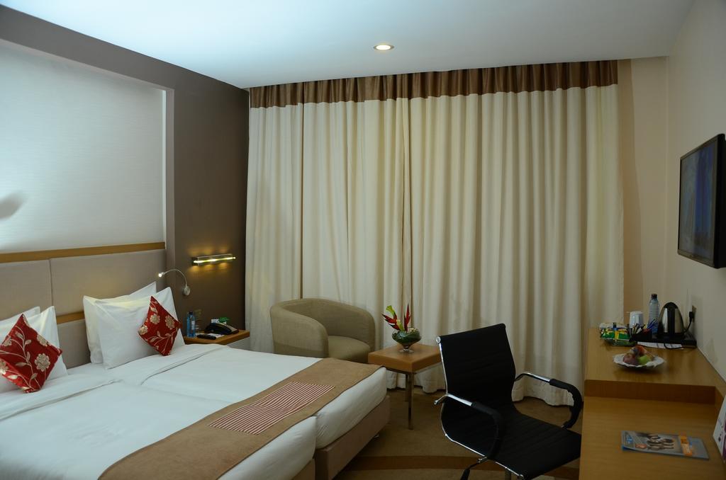 Hotel Prideinn Azure Westlands