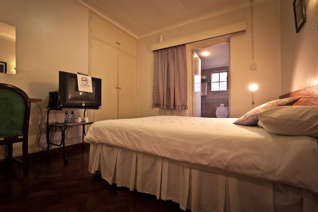 Godials Bed & Breakfast