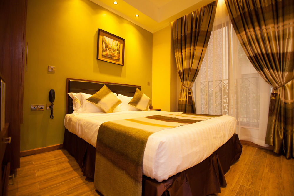 After 40 Hotel