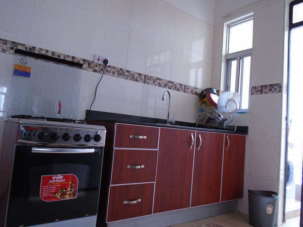 Bloomfield Apartment *