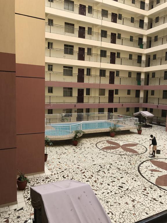 Sapphire Court Apartment *