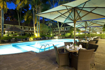 Southern Sun Mayfair Hotel 4*