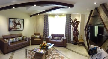 The Monarch Hotel 3*