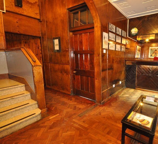 The Oakwood 3*