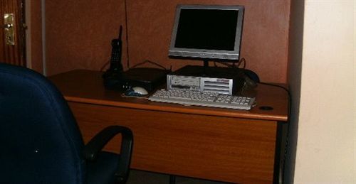 Hotel Fahari 3*