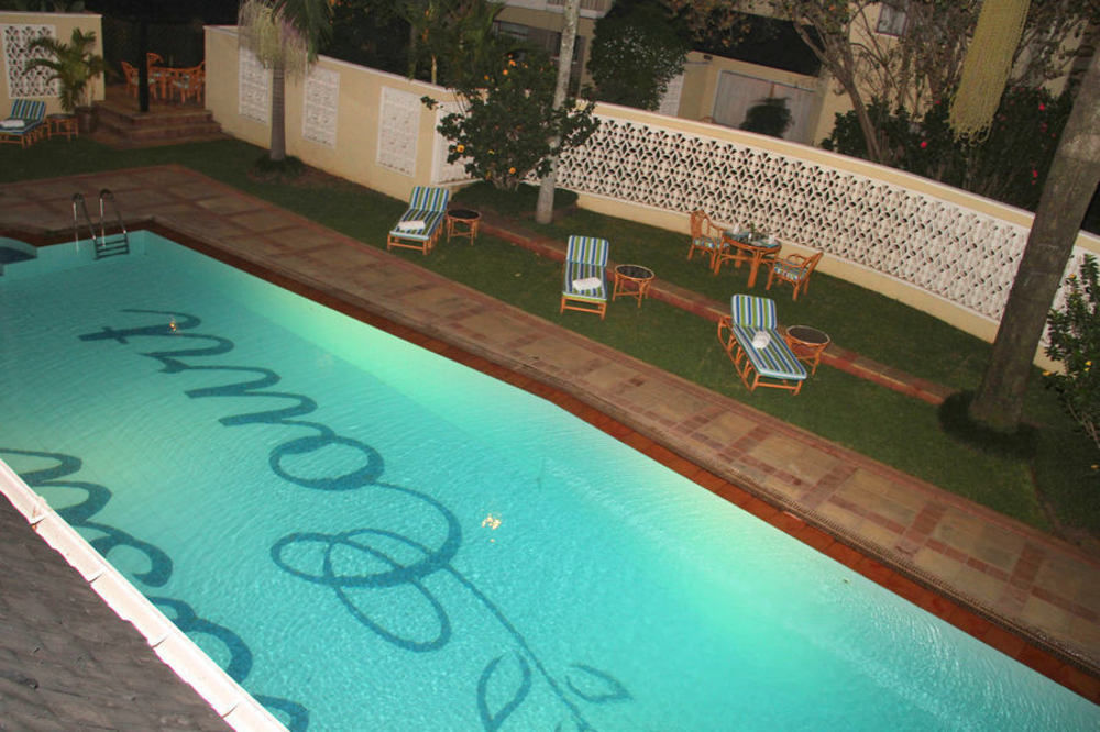 Mimosa Court 3*