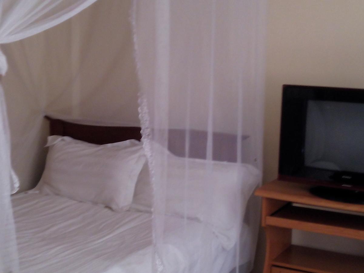 Hotel Jkia Airport 2*