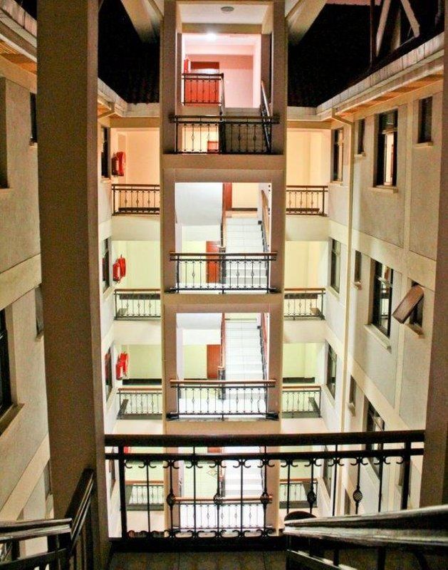 Hotel Hennessis 3*