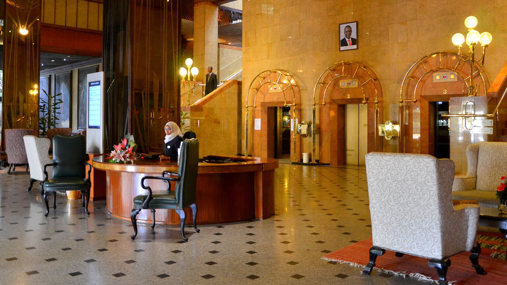 Hotel Ledger Plaza 3*