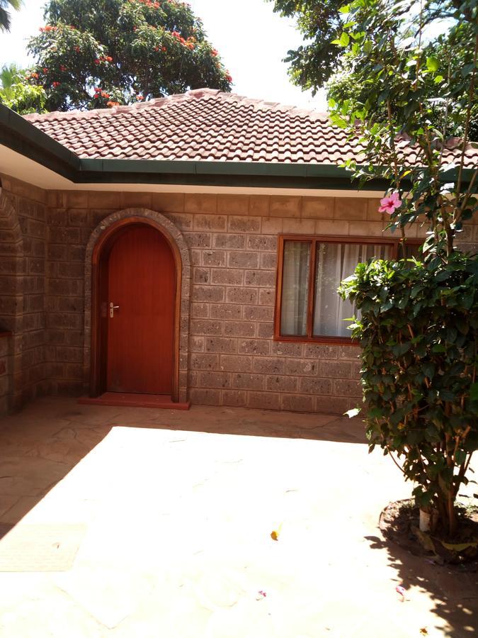 Guest house Kijiji 3*