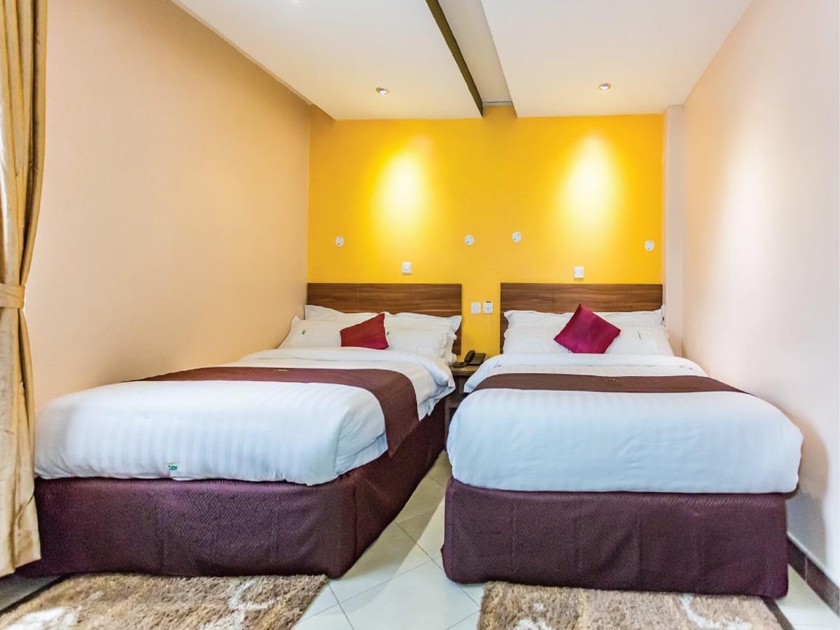 Court Hotel