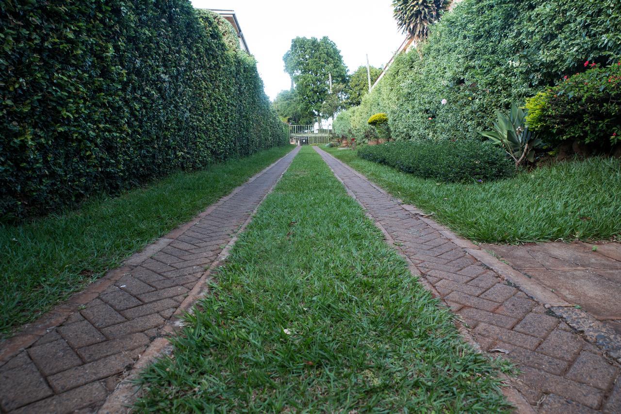 Guest house Adies Garden
