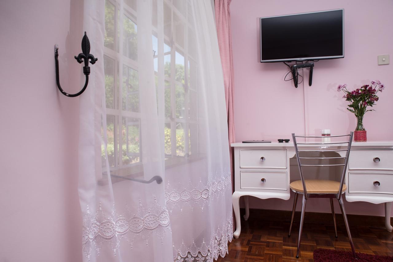 Adies Garden Guest house 3*