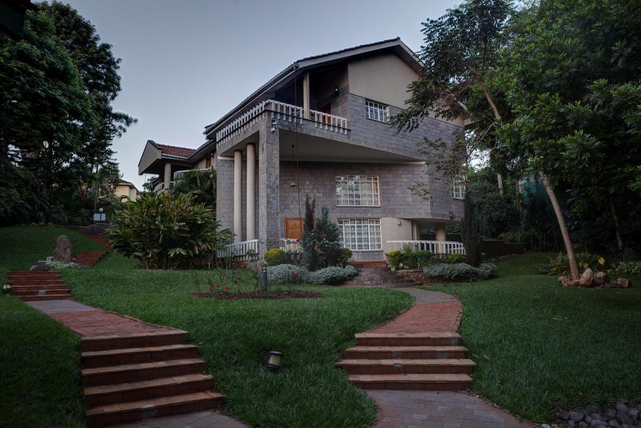 Guest house Adies Garden