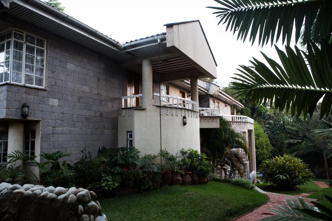 Adies Garden Guest house 3*