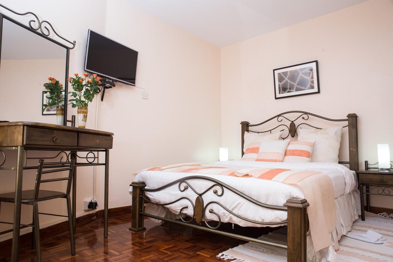 Adies Garden Guest house 3*