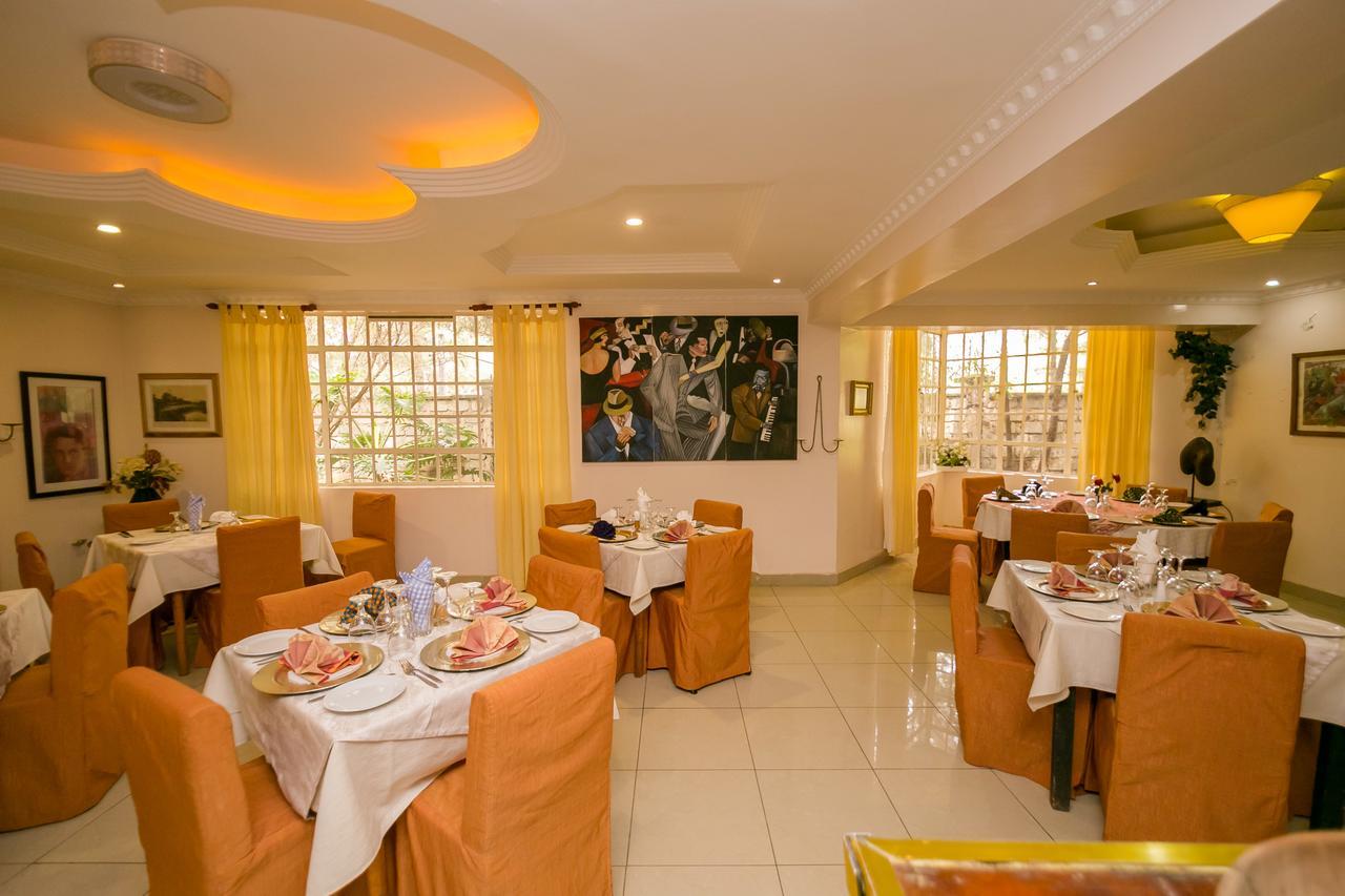 Rudi 2* Nairobi