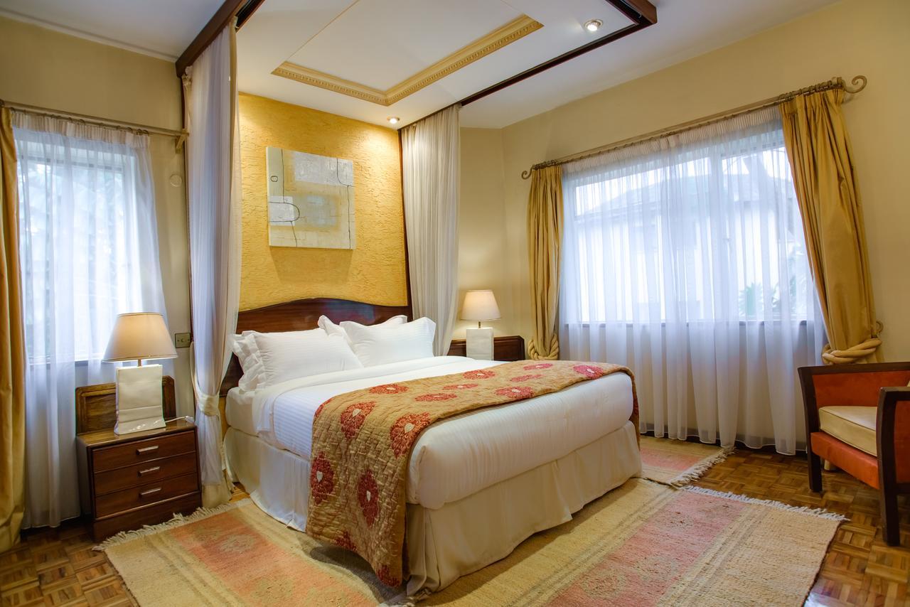 Mimosa Court Aparthotel
