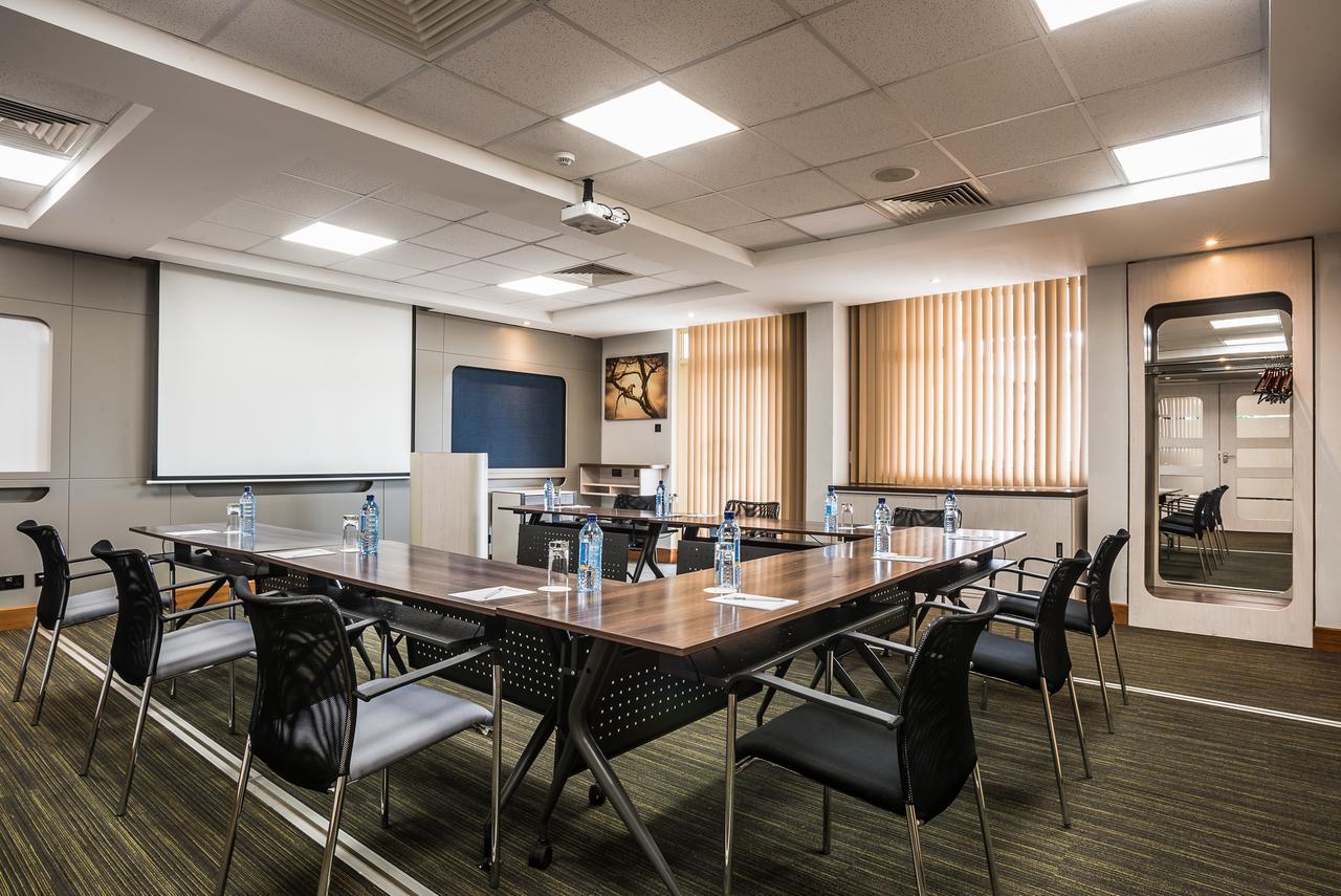 Aparthotel Executive Residency By Western 4*