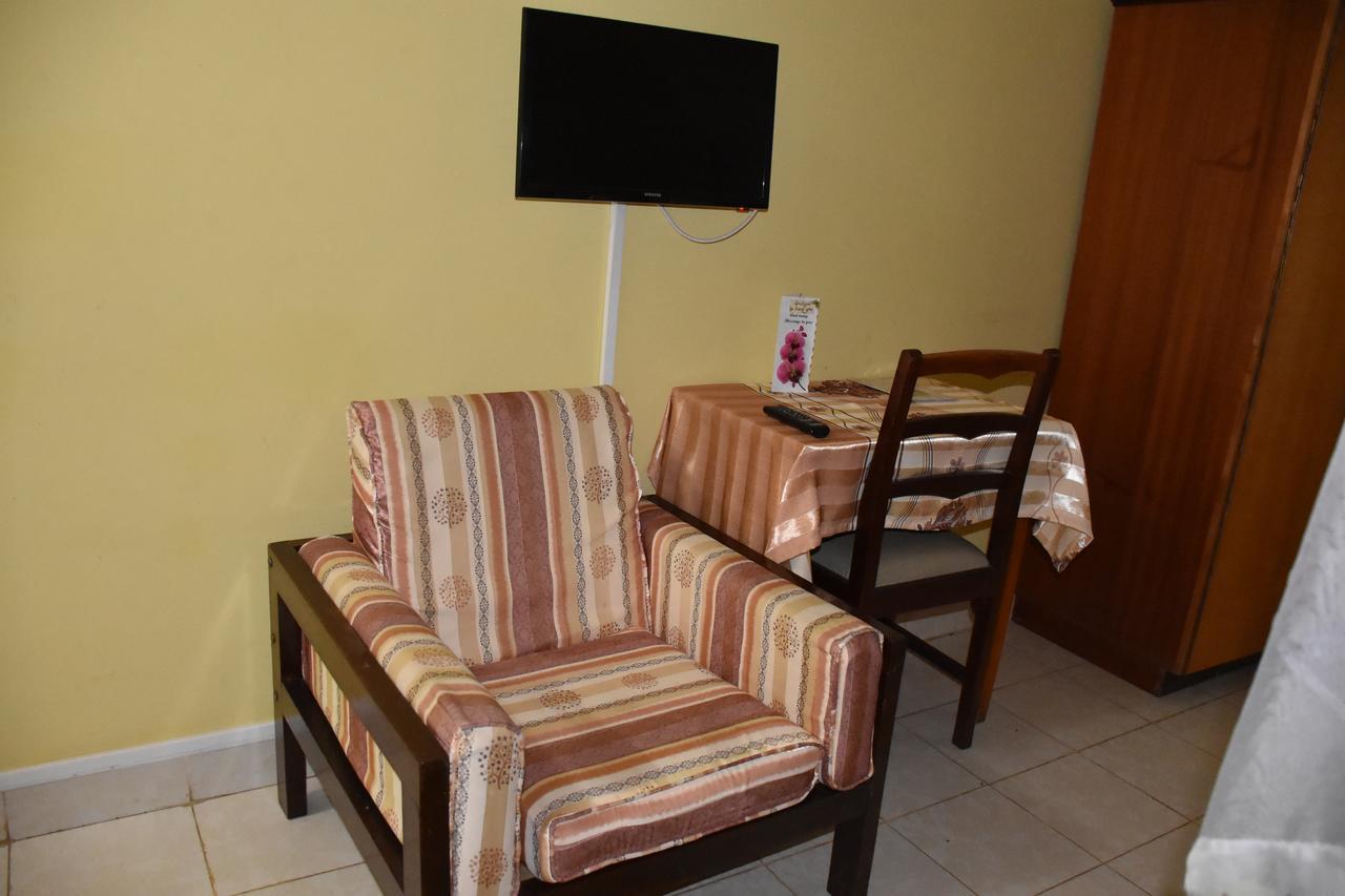 Precious Blood Acomodação com café da manhã  3*