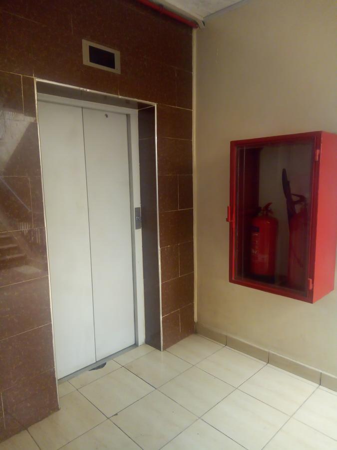 Ash White Hotel 2*