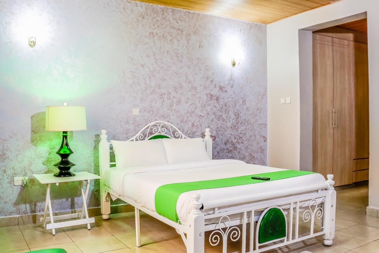 Homestay Nemadek Royal Park *