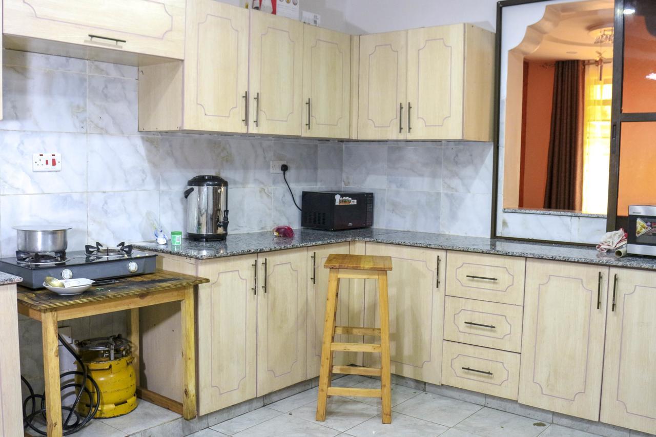 Homestay Nemadek Royal Park *