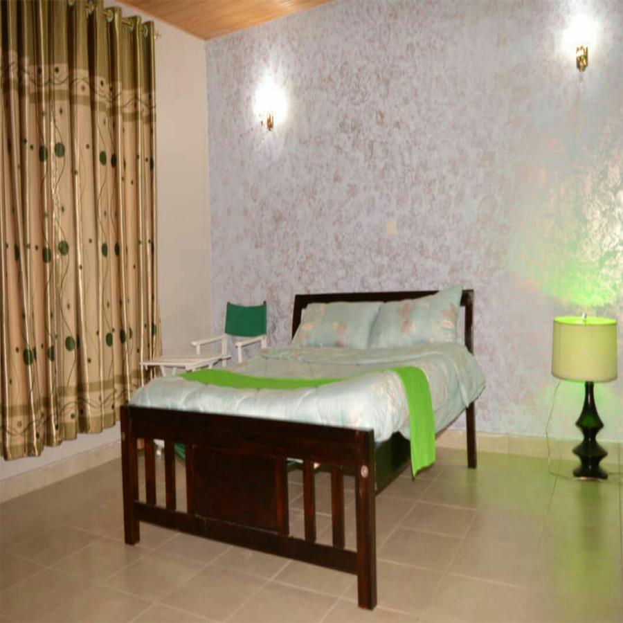Homestay Nemadek Royal Park Nairobi