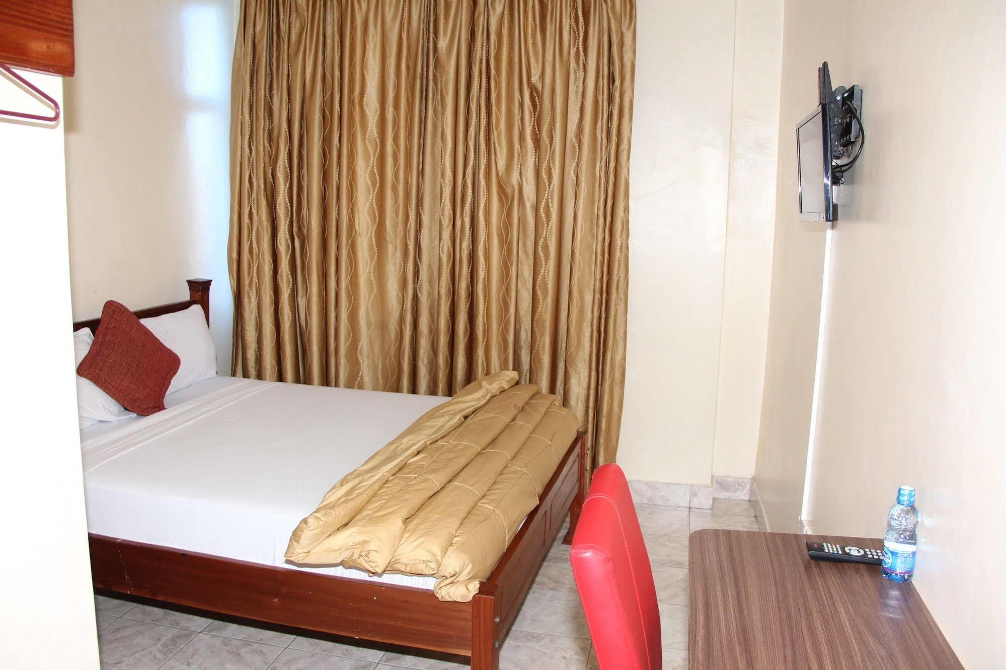Barkley Hotel 2*