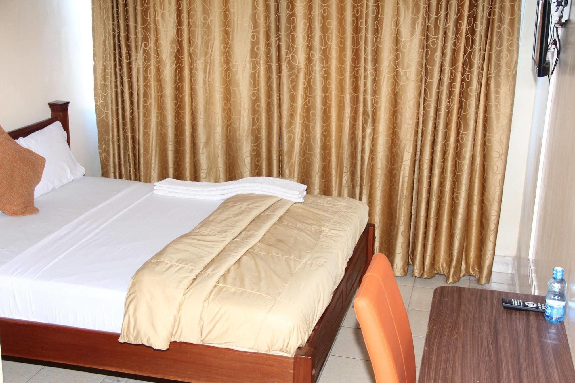 Hotel Barkley