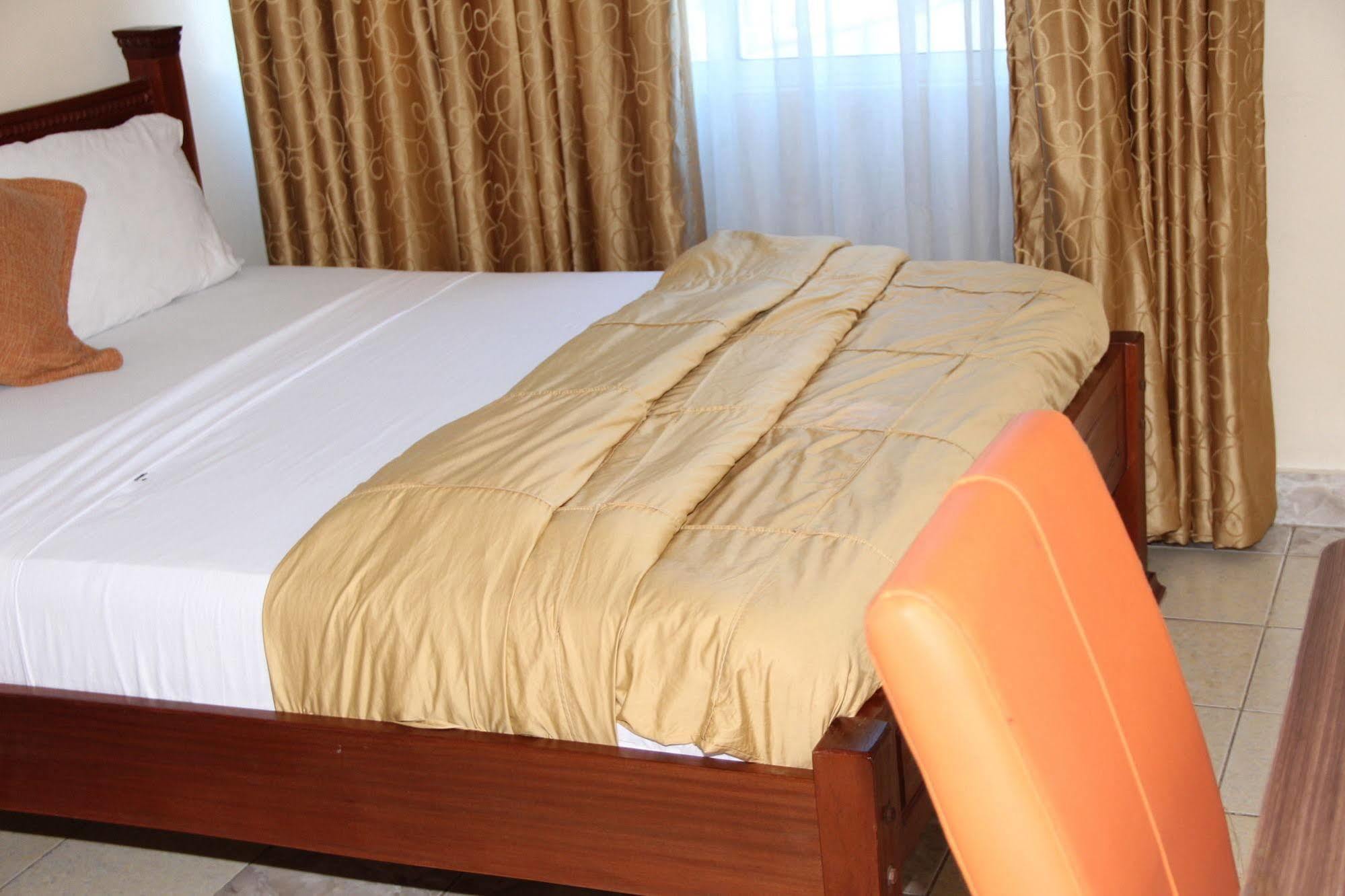Barkley Hotel 2*