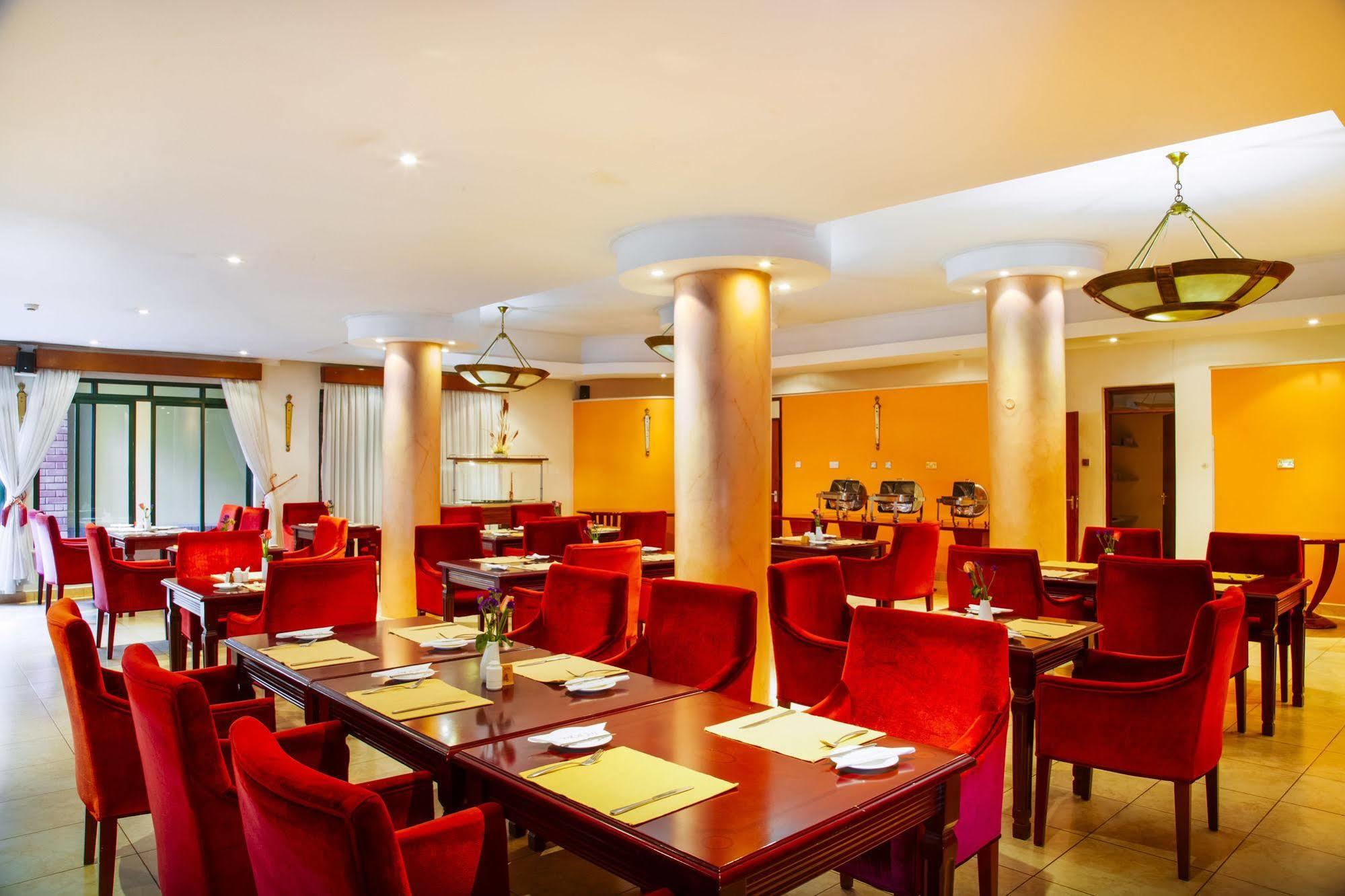 Boma Hotel 3*