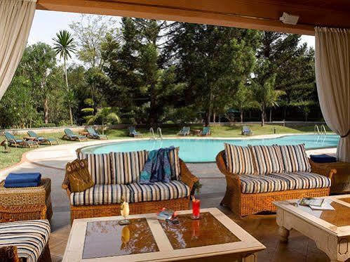 House Of Waine Hotel