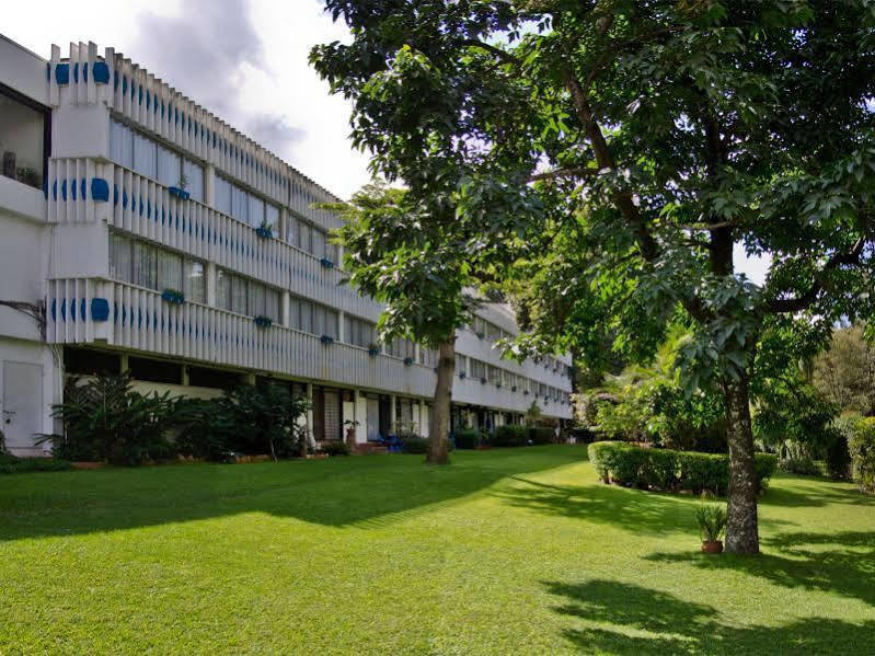 Sentrim Boulevard Hotel 4*
