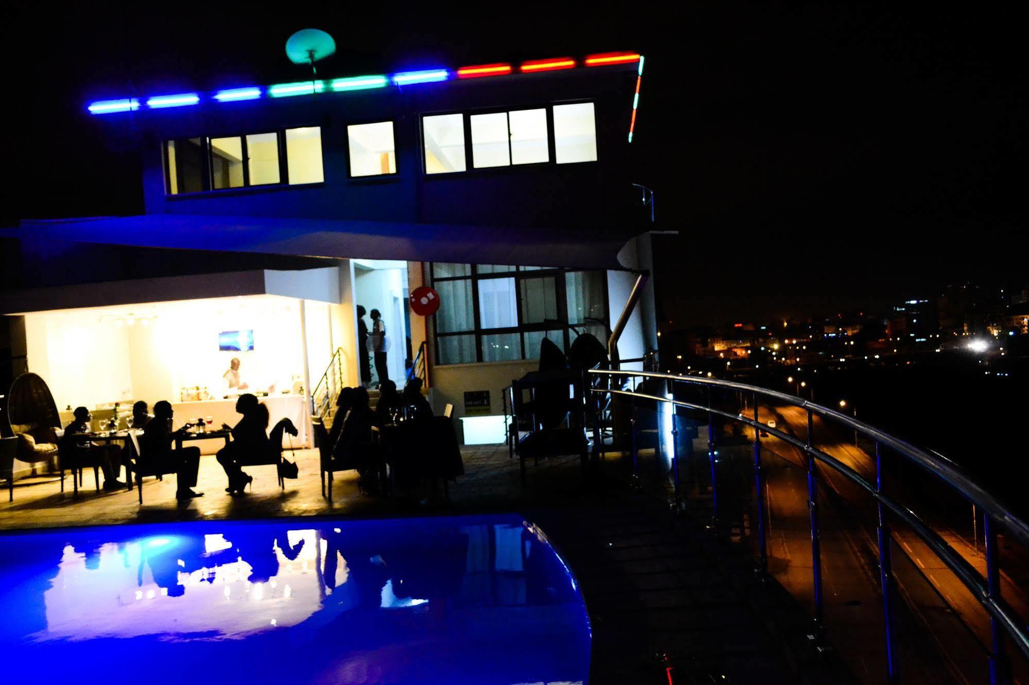 Emeli Hotel 3*