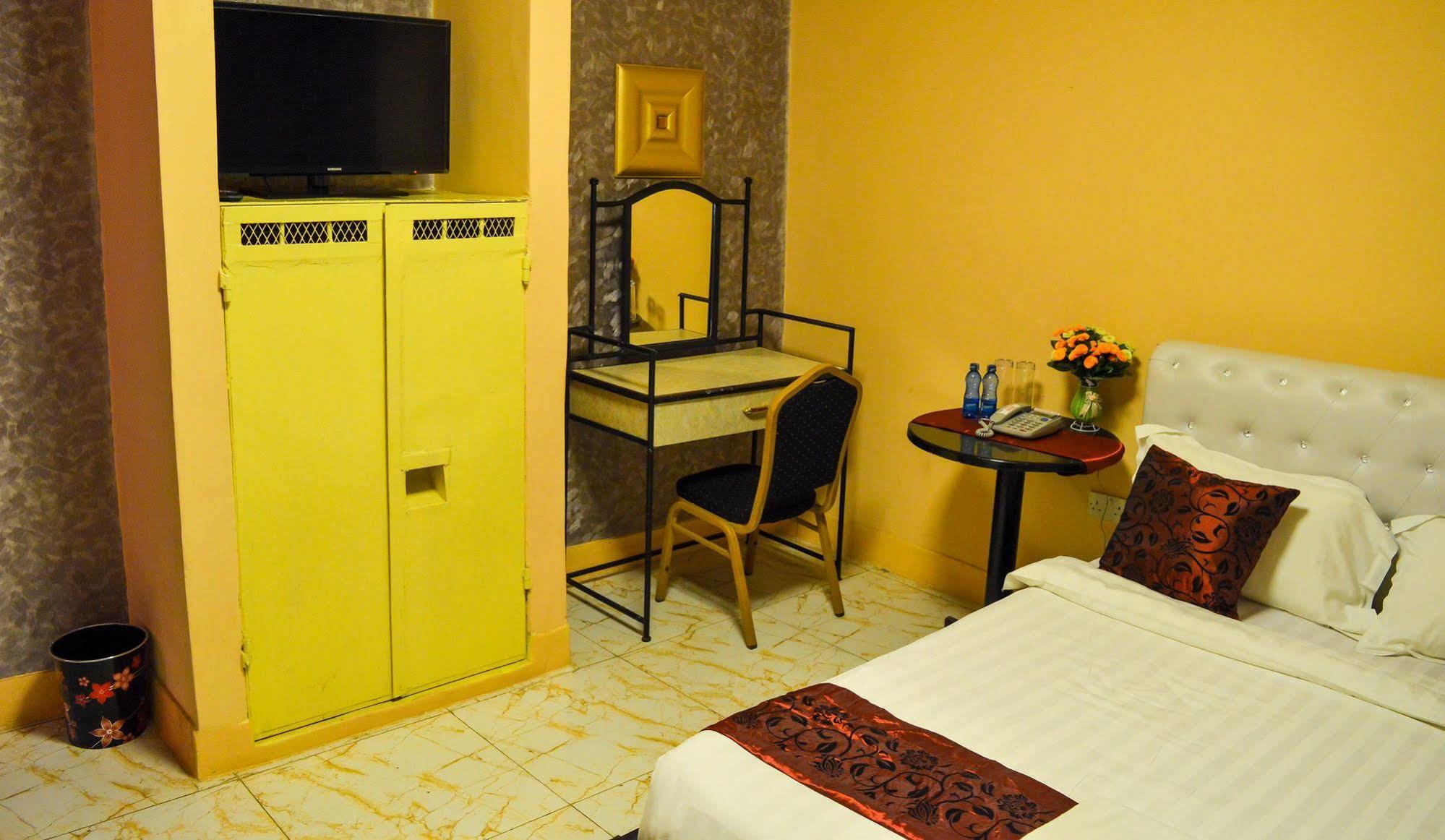Hotel Rivers Corner 3*