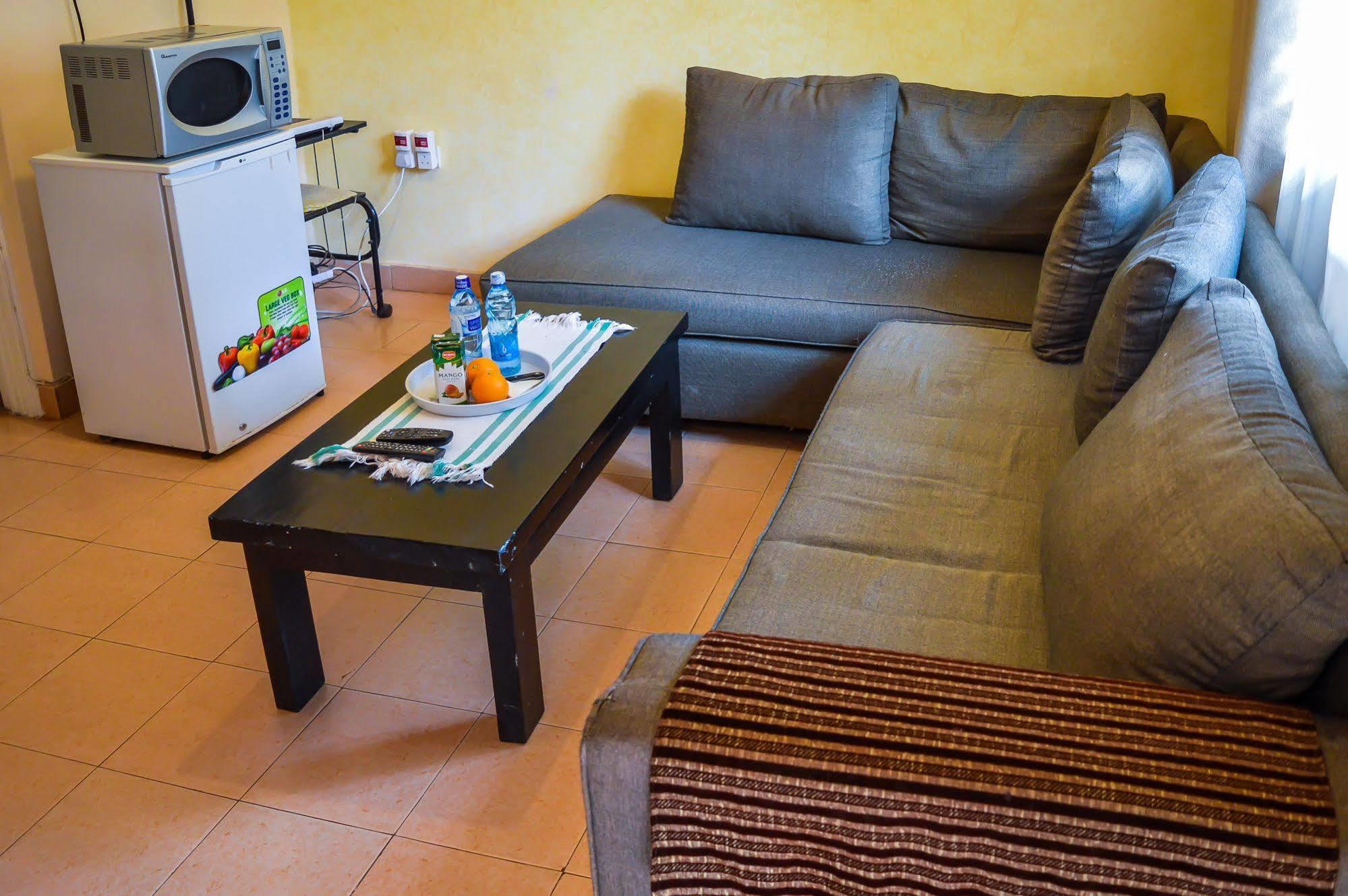 Rosslyn Hotel 3*