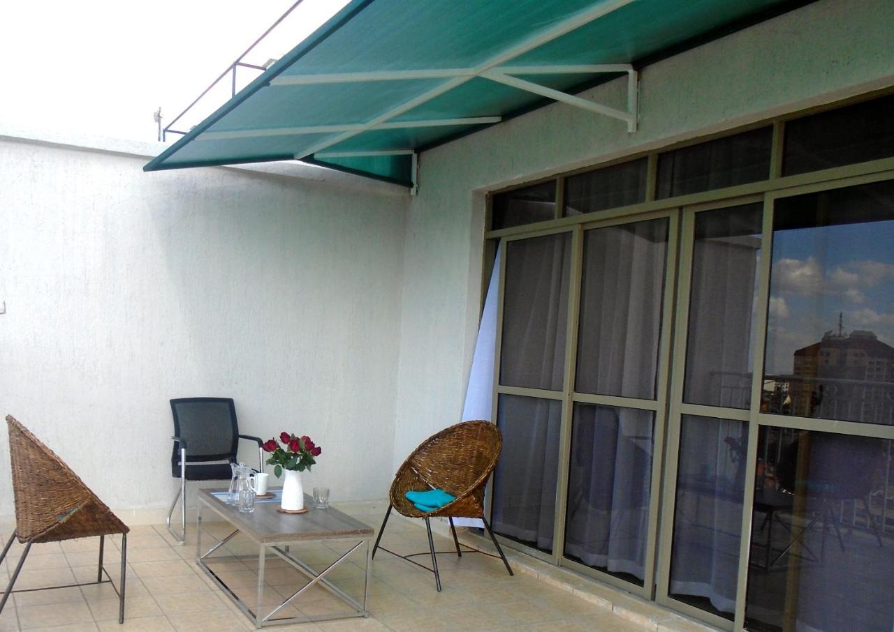 Bloomfield Apartment