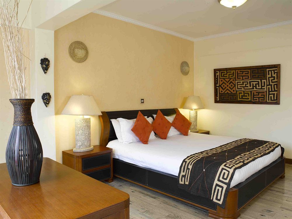 Wasini Hotel 5*
