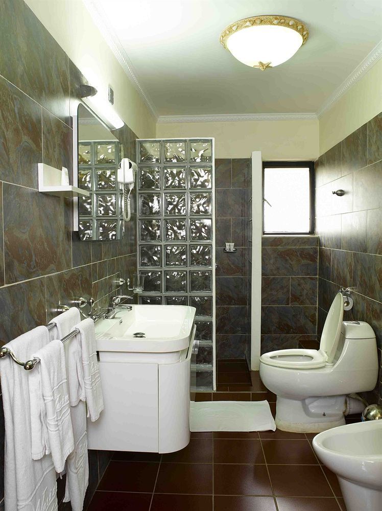 Wasini Hotel