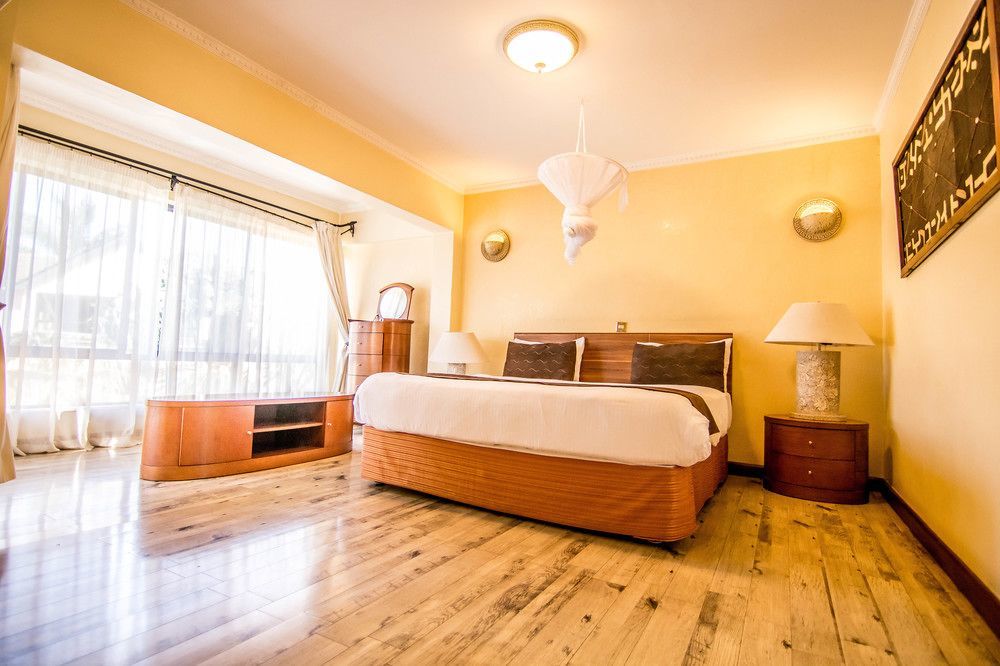 Wasini Hotel 5*