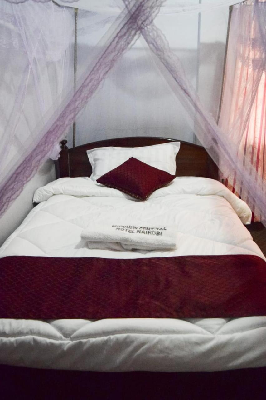Midview Central Hotel 3*