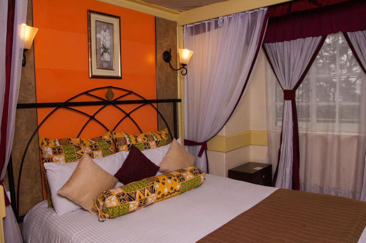 Hotel Kahama 3*