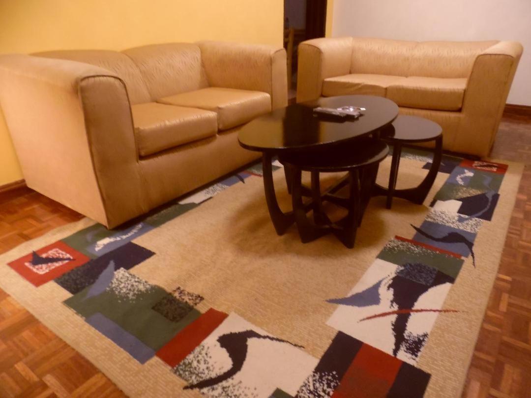 Apartment Court Samra *