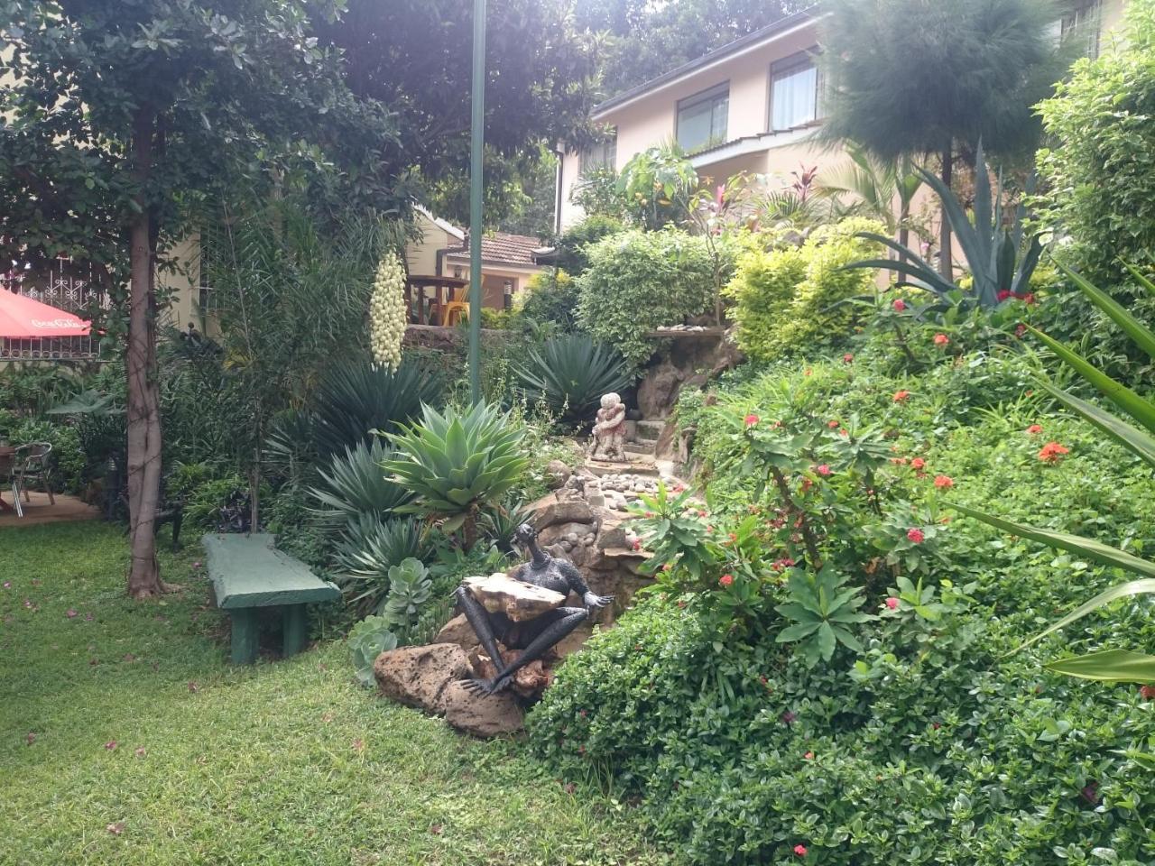 Riverview Westlands Bed & Breakfast