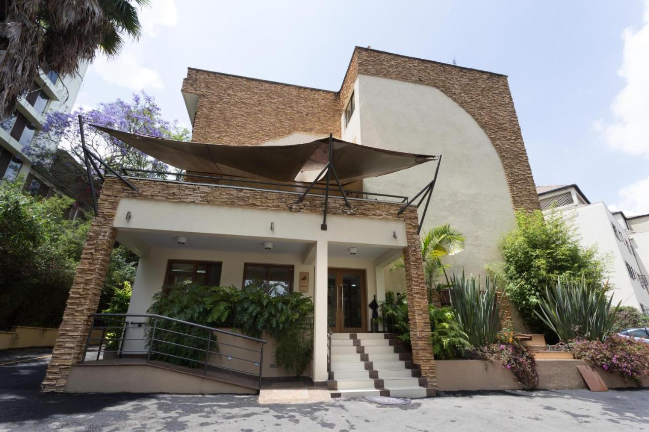 Aparthotel Reata