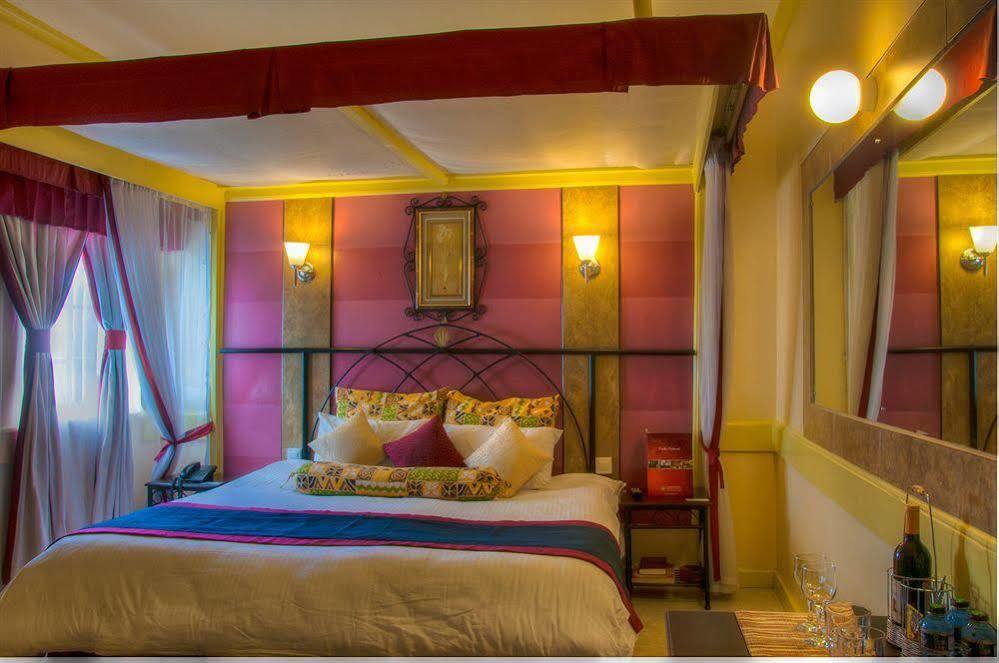 Kahama Hotel 3*